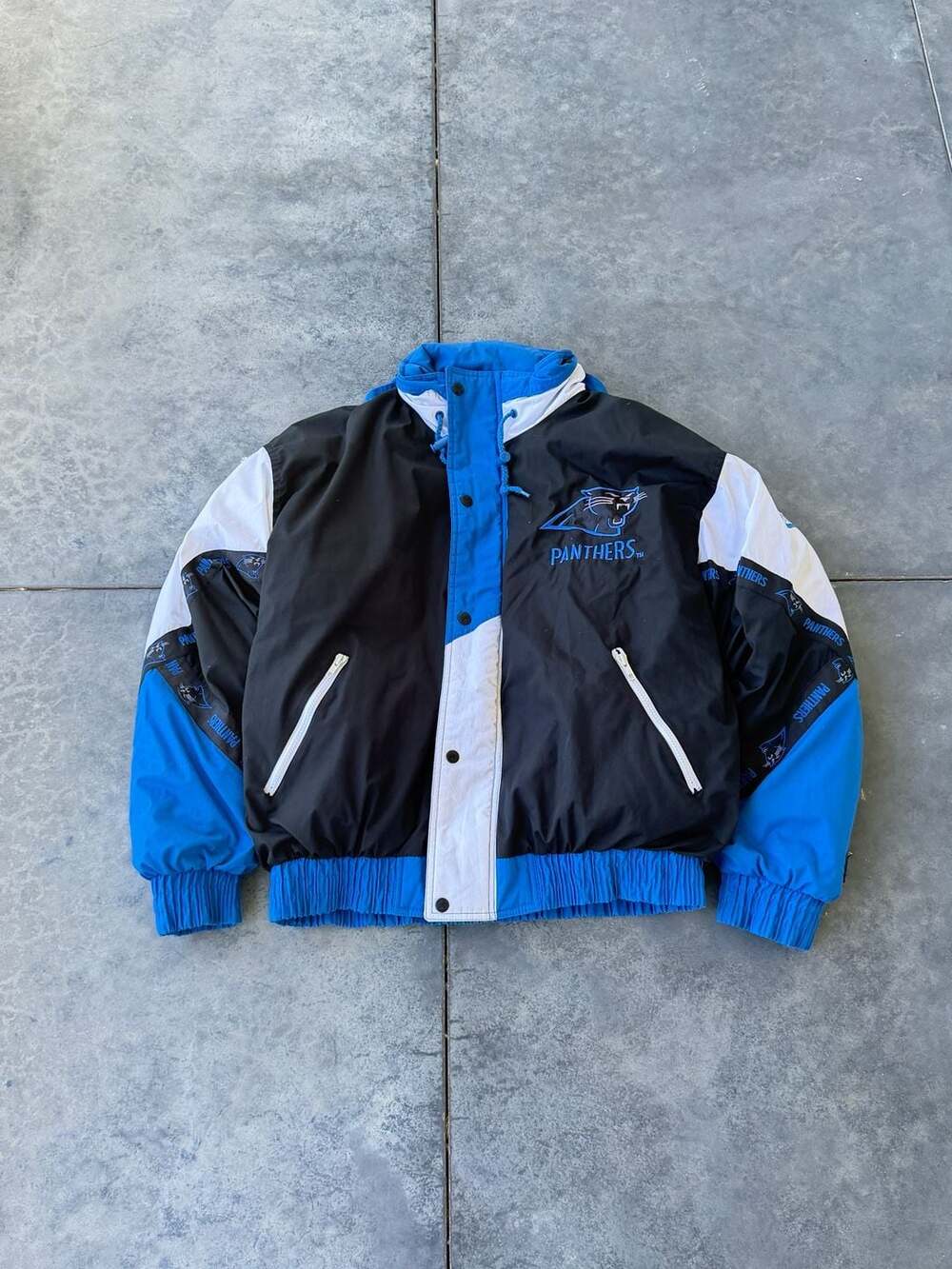 Vintage Pro Player Carolina Panthers NFL Colorblock Puffer Jacket Size L
